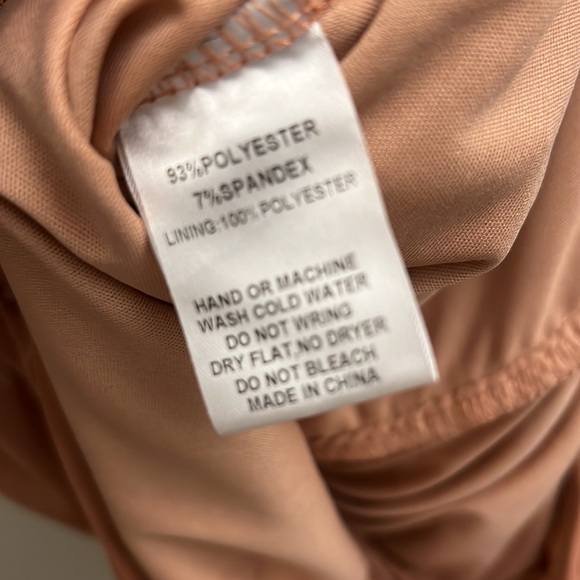 NWT FashionNova nude “Mariah” ruched mini long sleeve dress Size Small - Picture 10 of 11